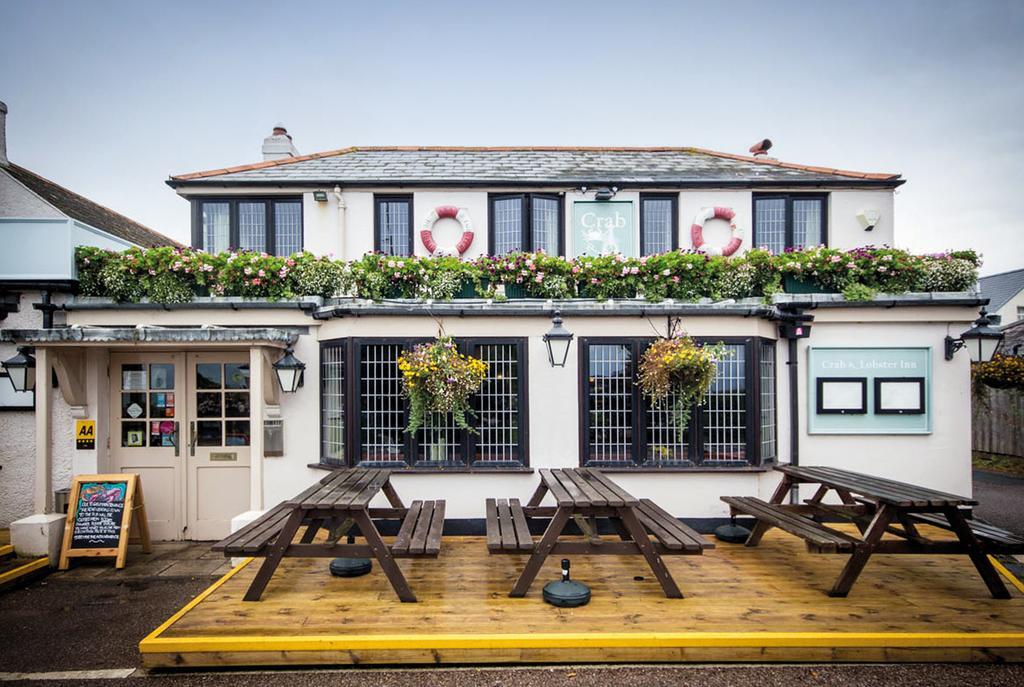 The Crab And Lobster Inn Бембрідж Екстер'єр фото